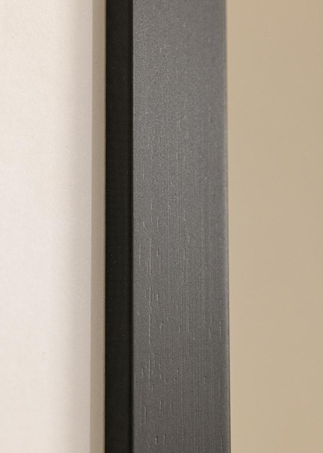 Ram Black Wood 16x20 inches (40,64x50,8 cm)