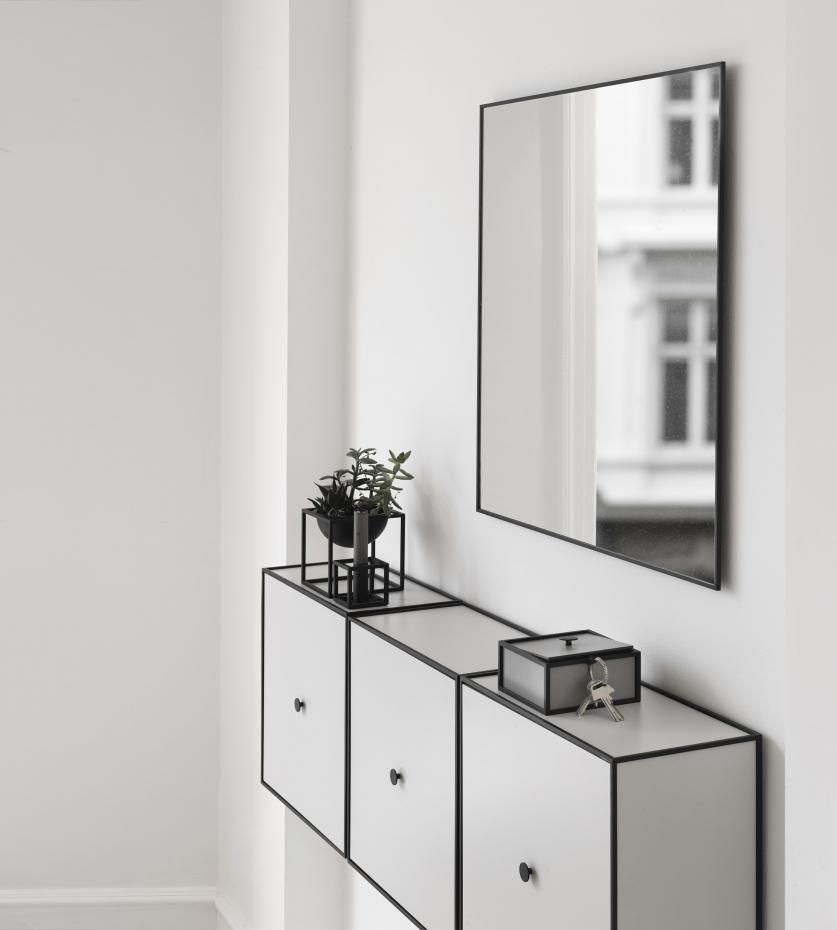 Spegel View by Lassen Svart 29,7x29,7 cm