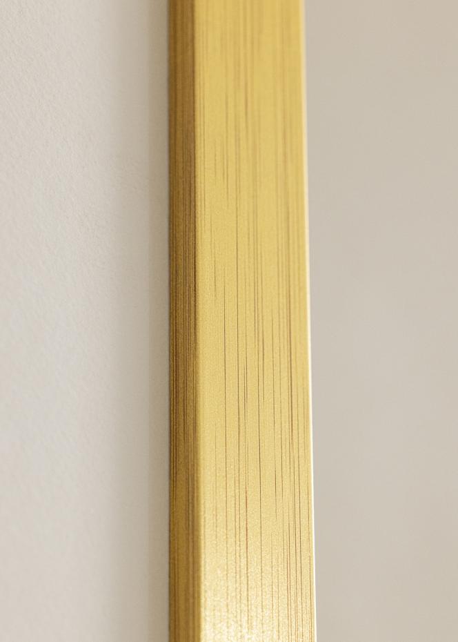 Ram Gold Wood 65x65 cm