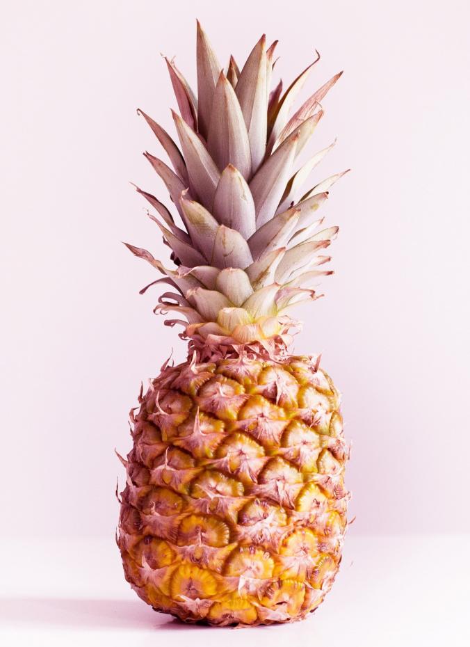 Pink Pineapple 30x40 cm Poster